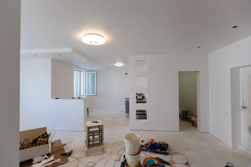 Should You Remodel One Room at a Time or the Whole House? A Contractor’s Perspective